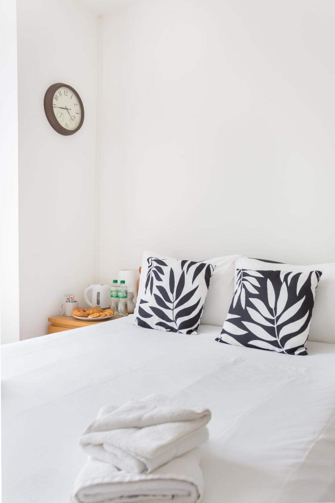 Wood Green Budget Rooms - Next To Mall & Metro Station - 10 Min To City Center London Eksteriør bilde