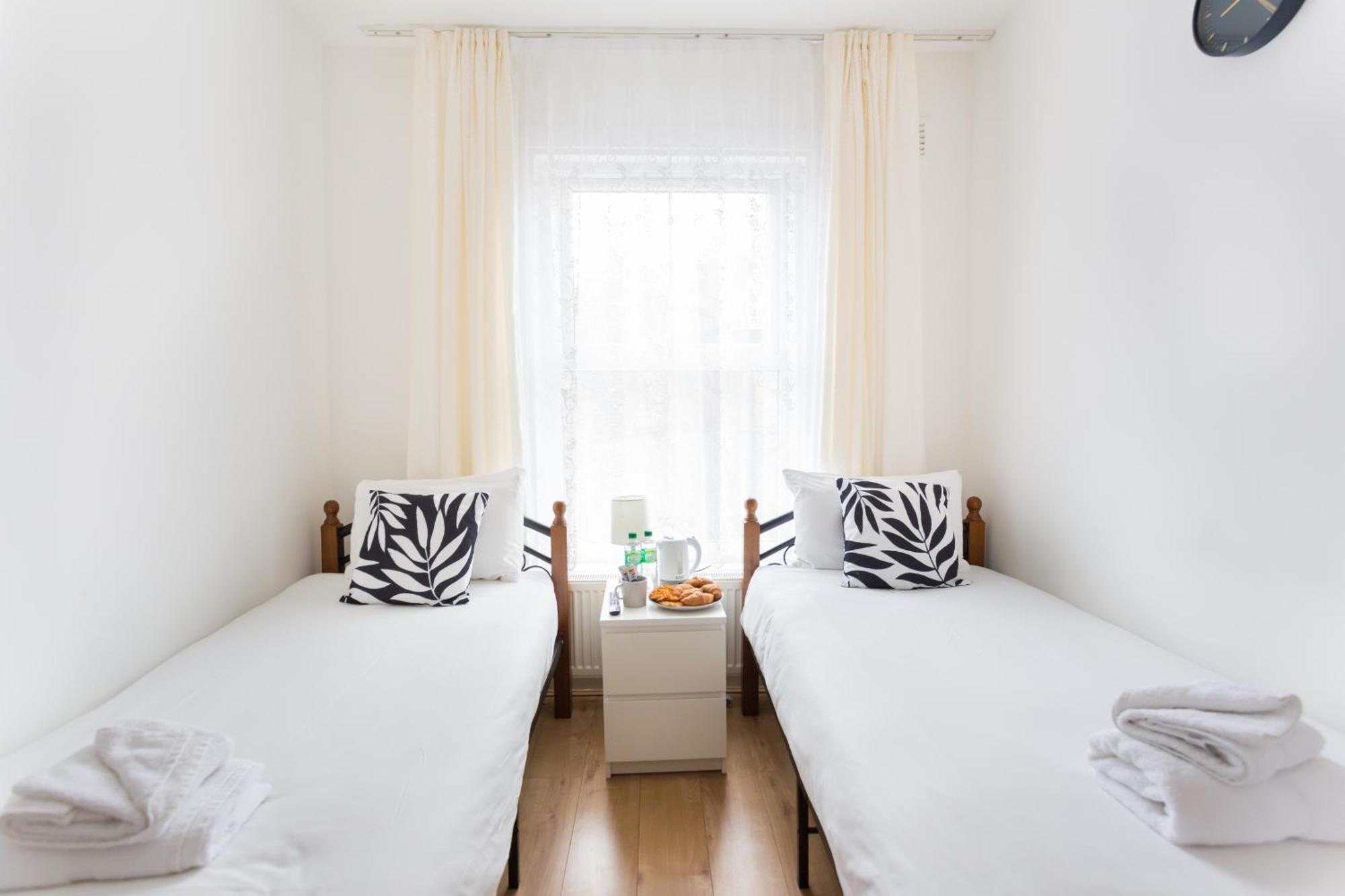 Wood Green Budget Rooms - Next To Mall & Metro Station - 10 Min To City Center London Eksteriør bilde