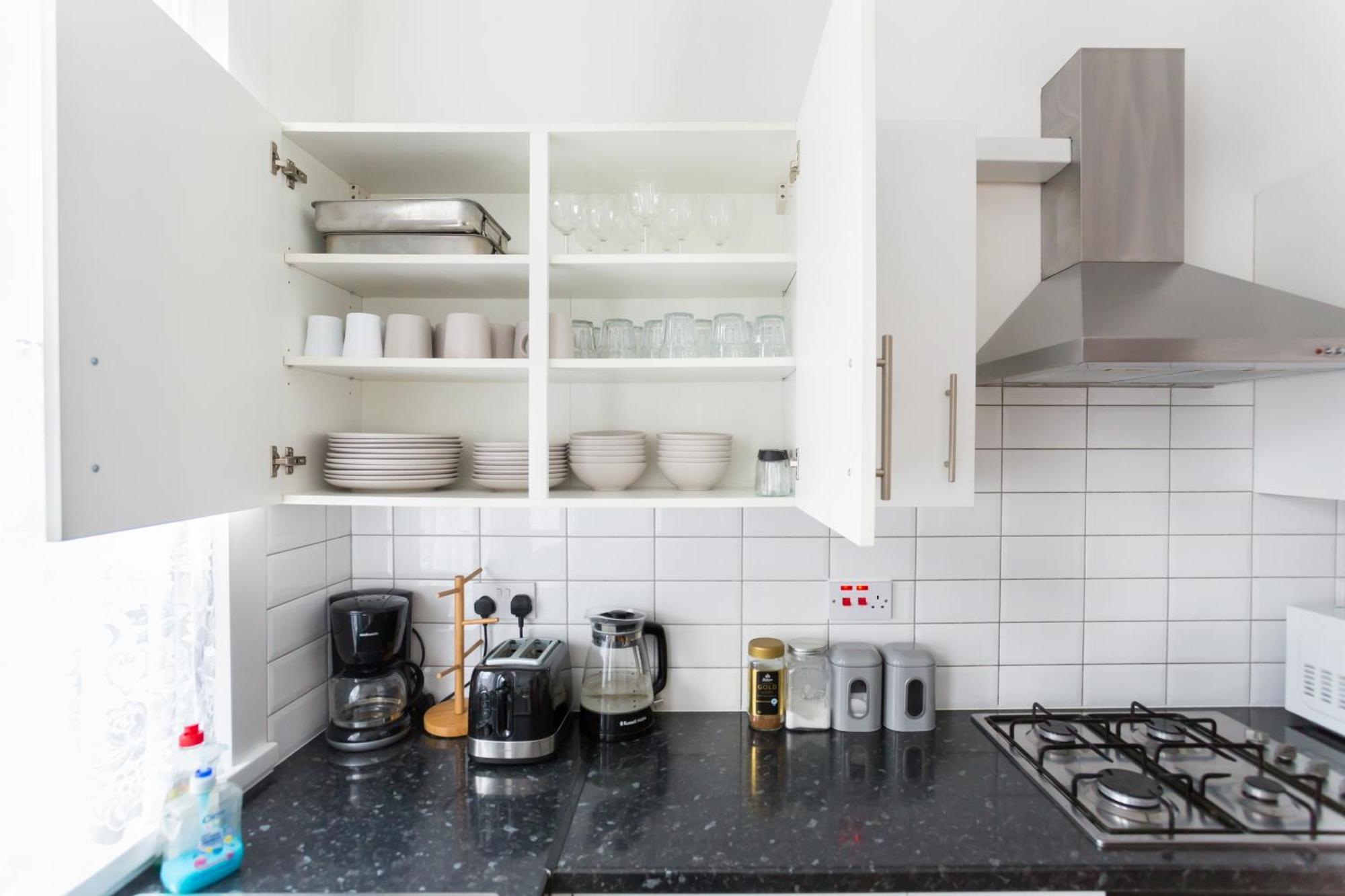 Wood Green Budget Rooms - Next To Mall & Metro Station - 10 Min To City Center London Eksteriør bilde